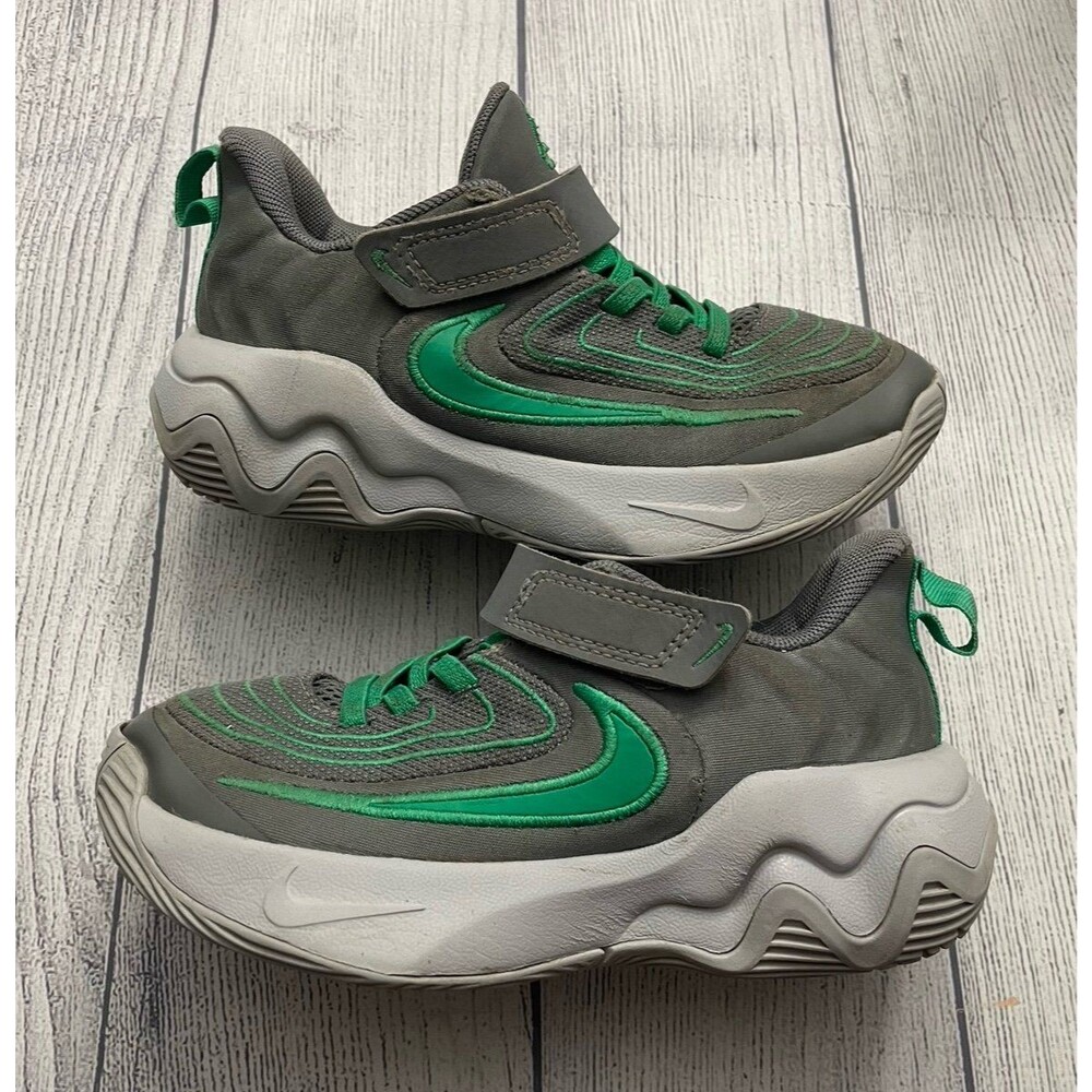 Green Nike Giannis Antetokounmpo Immortality 4 PS Shoes, Size Youth 12.5